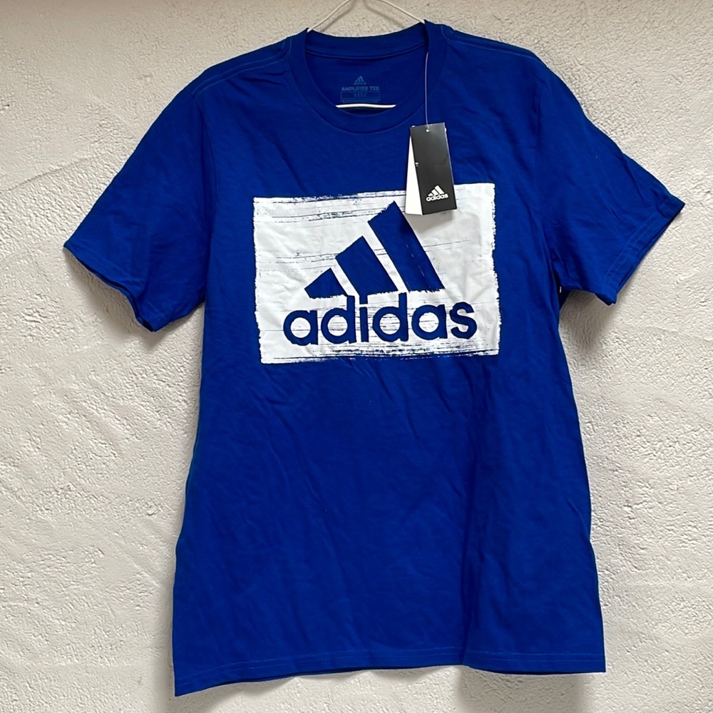 Adidas - amplifier t-shirt